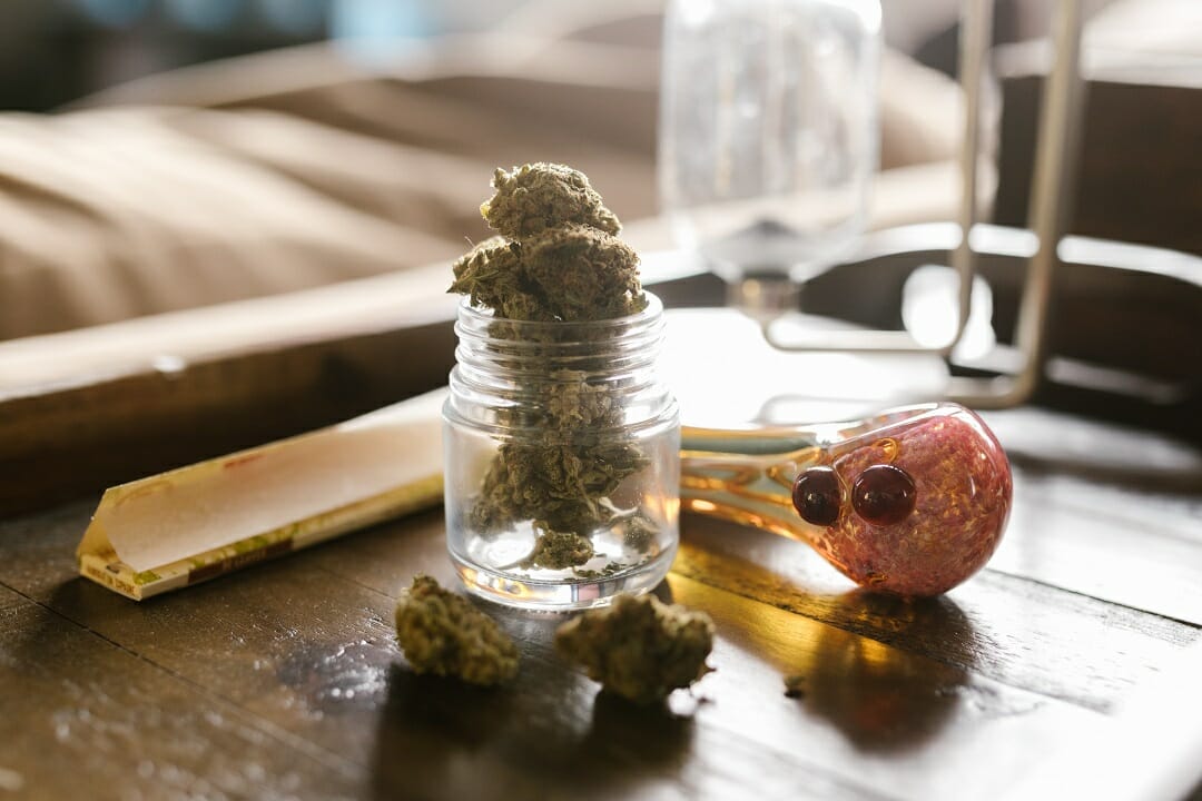 | The Healing Co Canada Weed dispensary in Canada | The Healing Co Canada